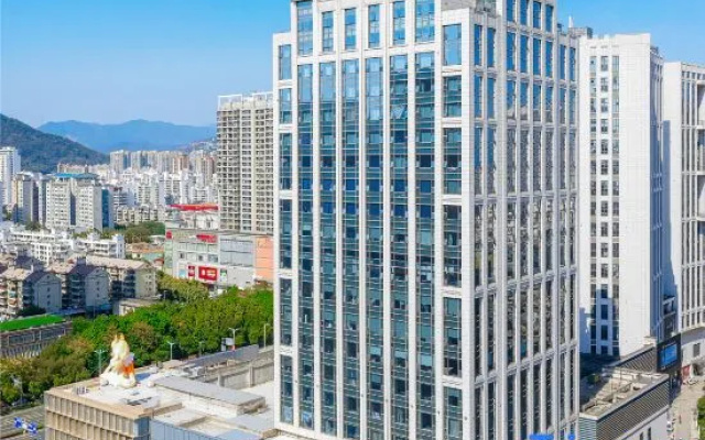 Outer Island City Hotel (Longyan Wanbao Plaza) – Outside – Longyan