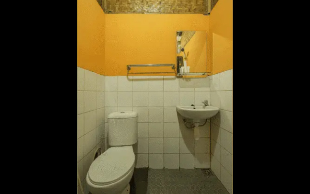 OYO 644 Grand Yustik Selabintana