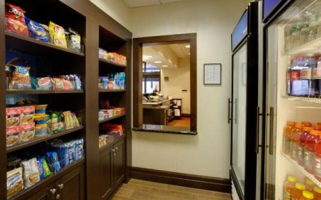 Hampton Inn Garden City
