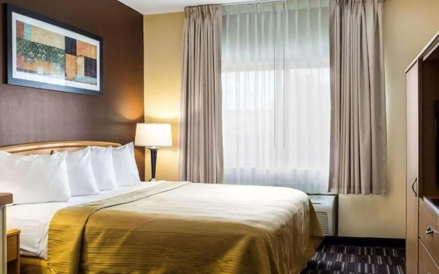 Quality Suites Near West Acres