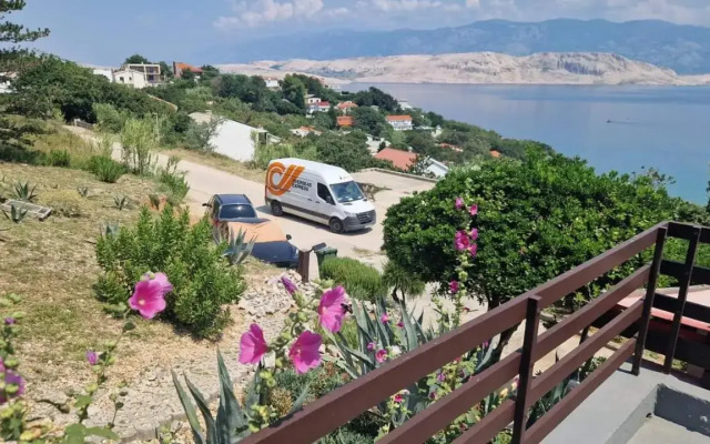 Villa Mila holiday house with private beach