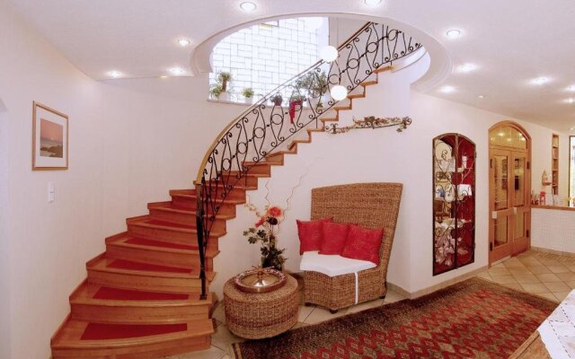 Hotel garni Landhaus Servus