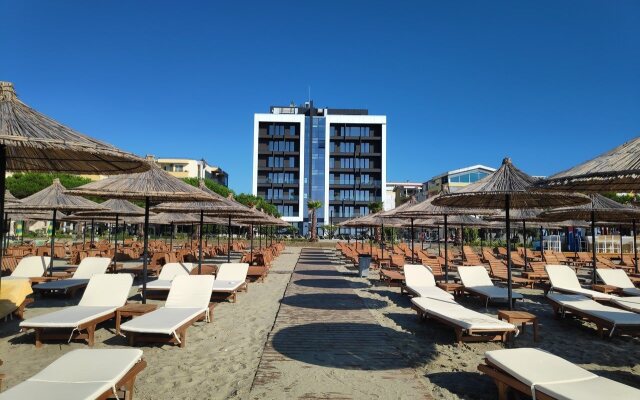 Supreme Hotel & Spa