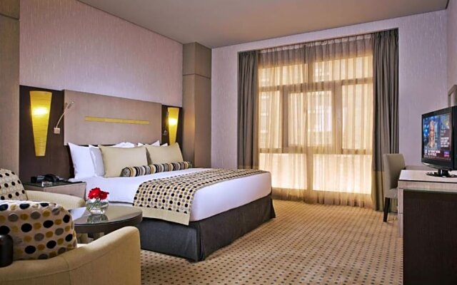 Time Grand Plaza Room &amp Suites