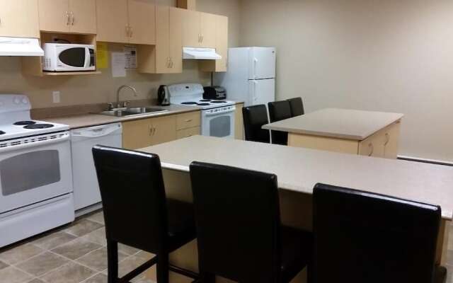 Riverview Suites