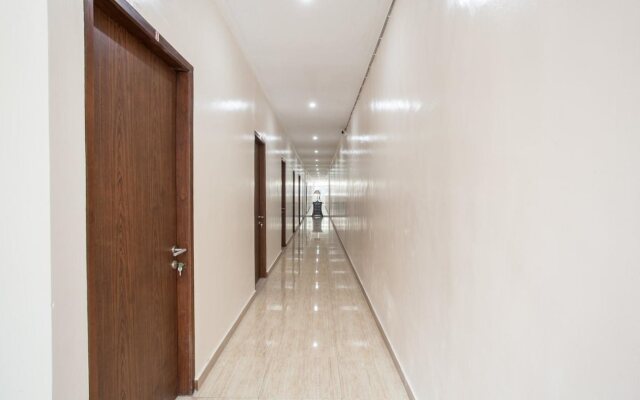 Lg Residence By OYO Rooms