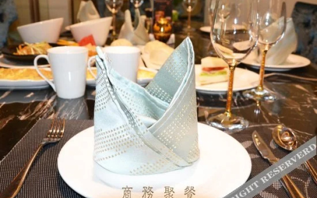Shenzhen Bay Emerald Passion Man Hotel