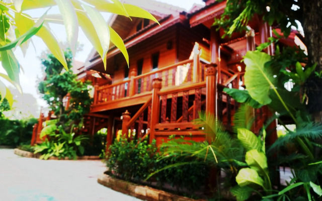 Ruenthai Boutique