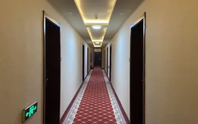 Dongfang Mingzhu Hostel