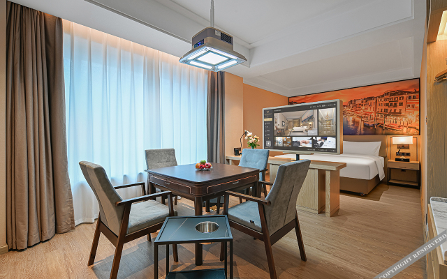 Vienna International Hotel (Guangzhou North Station Huadu Square Subway Station)