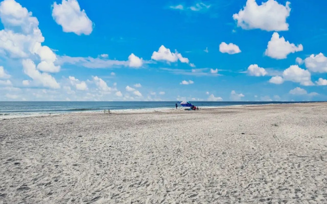Beach 5 Villas - Immaculate 300 steps from the Ocean