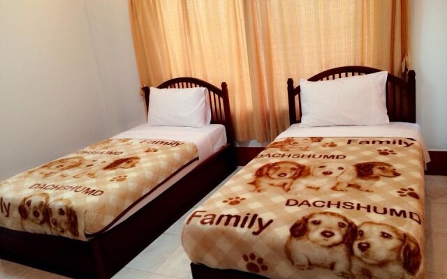 Dok Khaithong Hotel