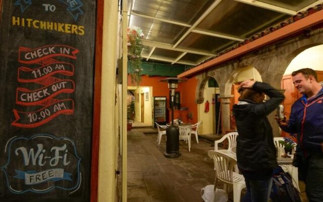 Hitchhikers Cusco Hostel