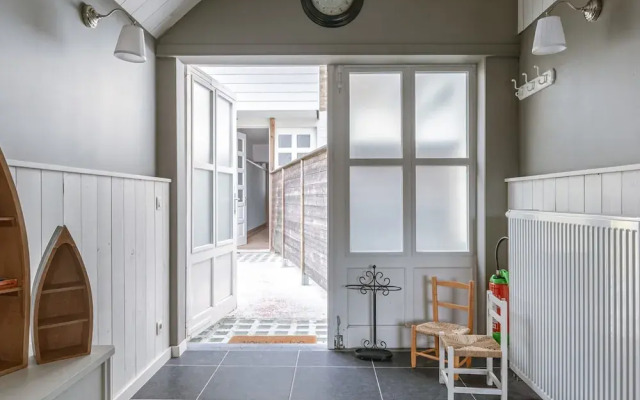 BE MID Cyri 16-00 02