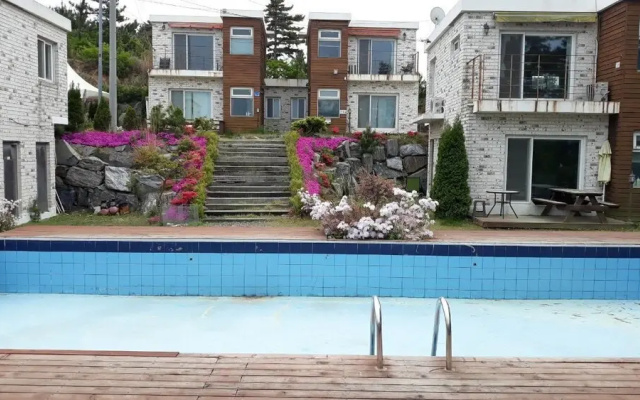 Badamaru Pension