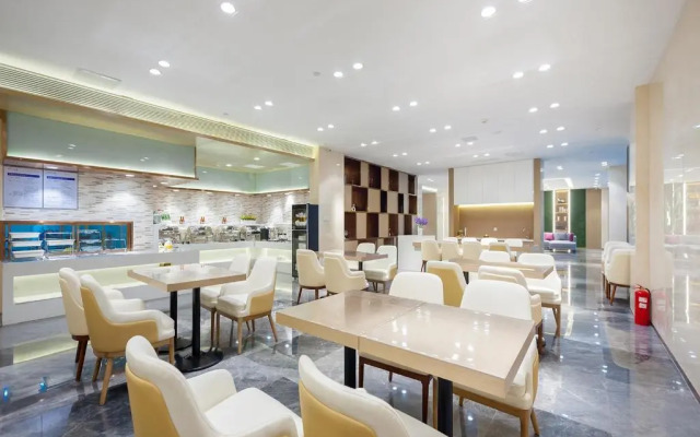 Lavande Hotel (Beijing Huairou Commercial Street)