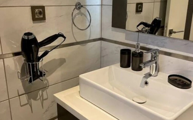 Modern Studio Near Mall of Istanbul