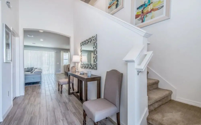 Oakwood Street Villa Solterra