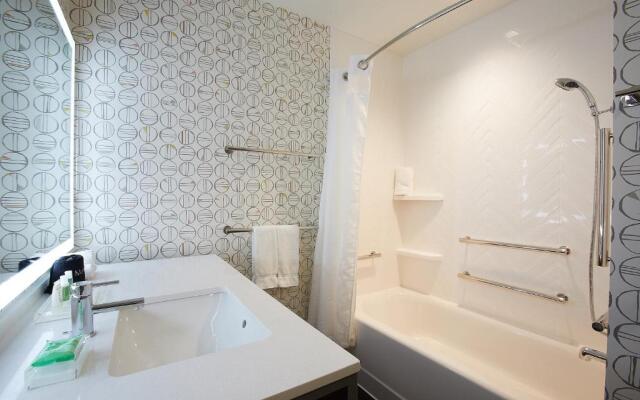 Holiday Inn Louisville Downtown by IHG