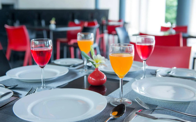 SEAnery Beach Resort