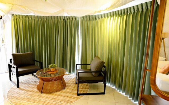ALMA Glamping