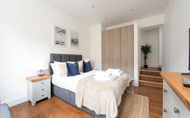Bayswater by CAPITAL