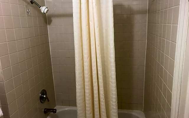 Budget Inn Of Brownfield