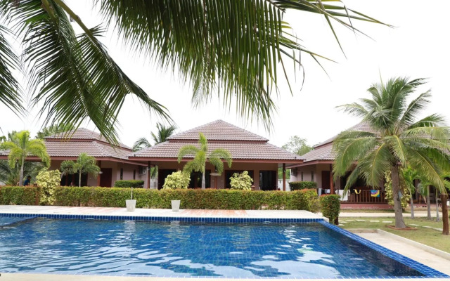 Waterside Resort