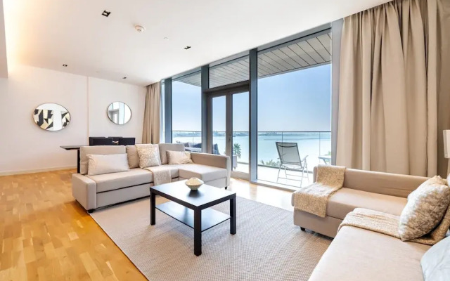 DHH Bluewater Island Building 2 Sea View