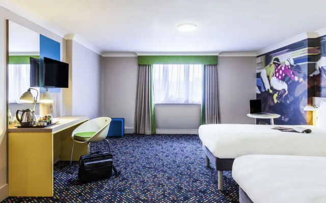 Travelodge Reading Oxford Road