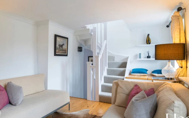 Greys View Cottage