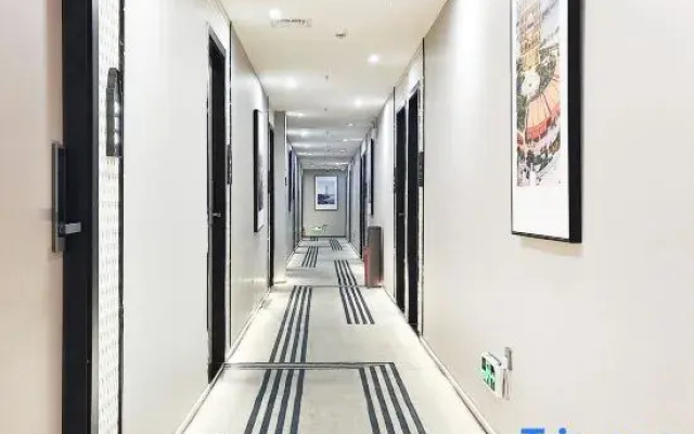 Juman Hotel (Longgui Subway Station)
