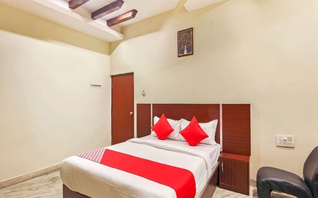 OYO Flagship 19460 Hotel Pearl City