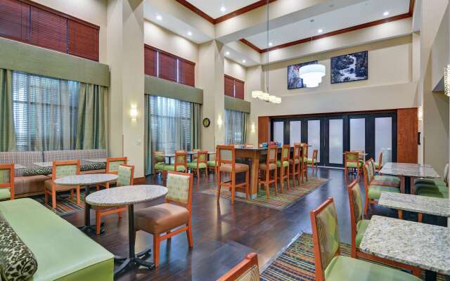 Hampton Inn Fayetteville