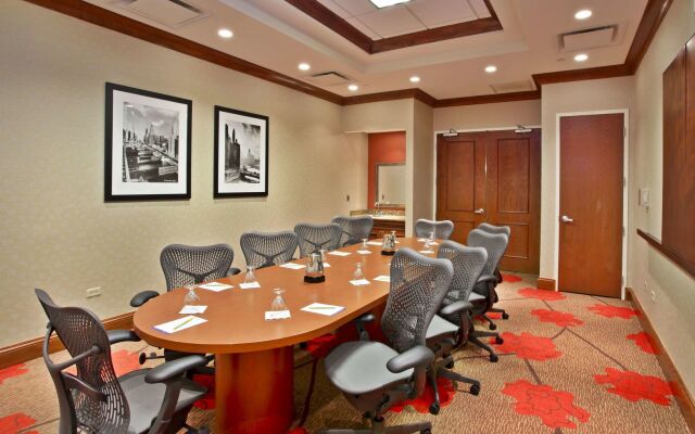 Hilton Garden Inn Chicago/Midway Airport
