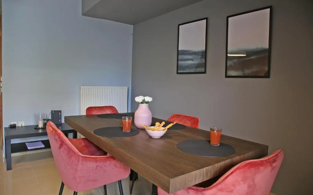 2 Bedroom Apartment near the Athens Airport, Spata