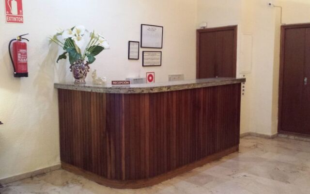 Hostal Ronda