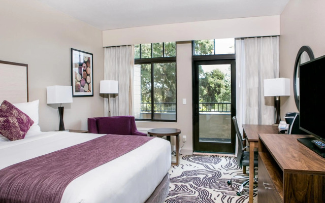Hotel Siri Downtown - Paso Robles