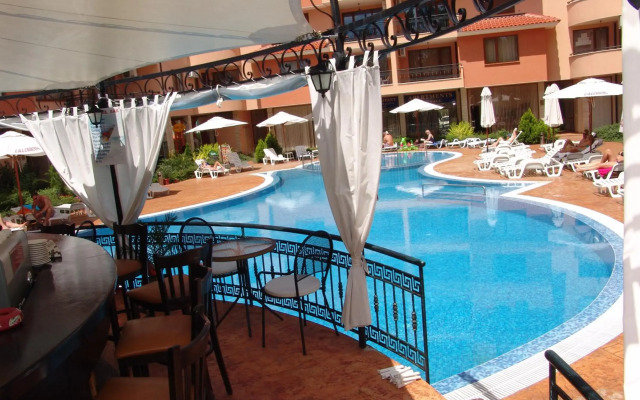 Aparthotel Efir