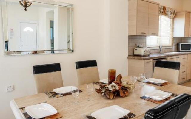 Rent Private Villa 035
