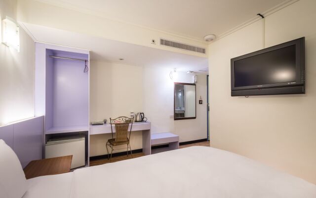 Apple Hotel