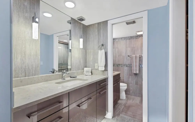 8735 Midnight Pass Road Unit 303b