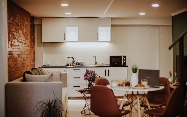 Luxury Inn