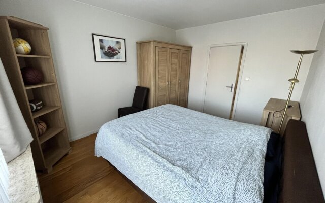 Spacious 2 Bedroom App in the Center With Terrace