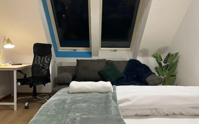 Private Room for Long Term Near Rennweg