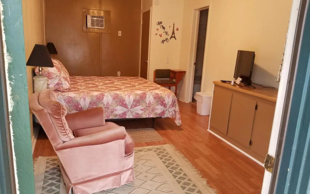 Canton Motel