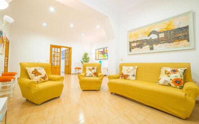 Apartamento Piscina Muro