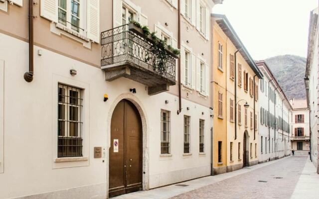 Giovio Loft Como - By House Of Travelers -