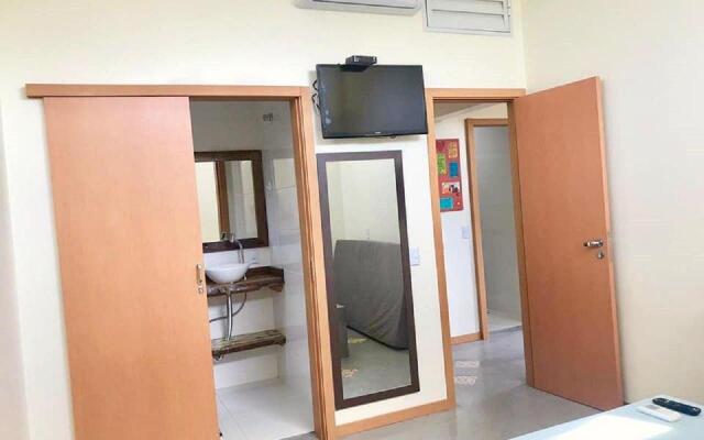 Casa Privativa com Piscina na Ferrugem