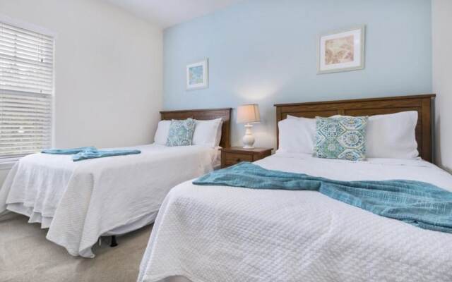 Villa Natalia - Lucaya Village